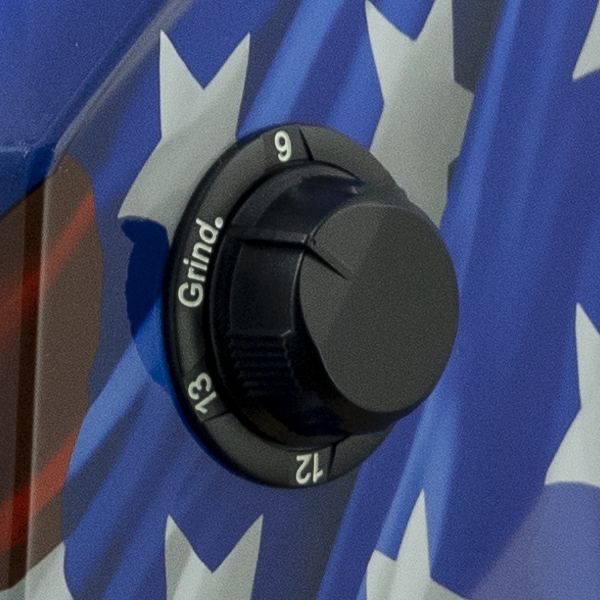 APA8735SGC Big Window 8735 Auto Darkening Welding Helmet - Patriotic APA8735SGC Big Window 8735 Auto Darkening Welding Helmet - Patriotic